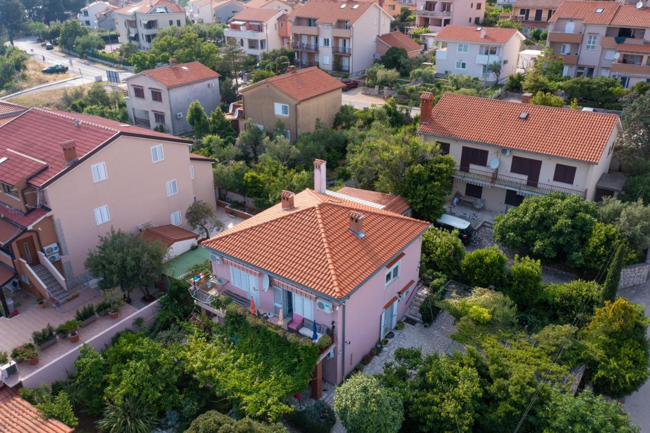 Apartments Bura & Jugo, Cres, Without Stress Ngoại thất bức ảnh