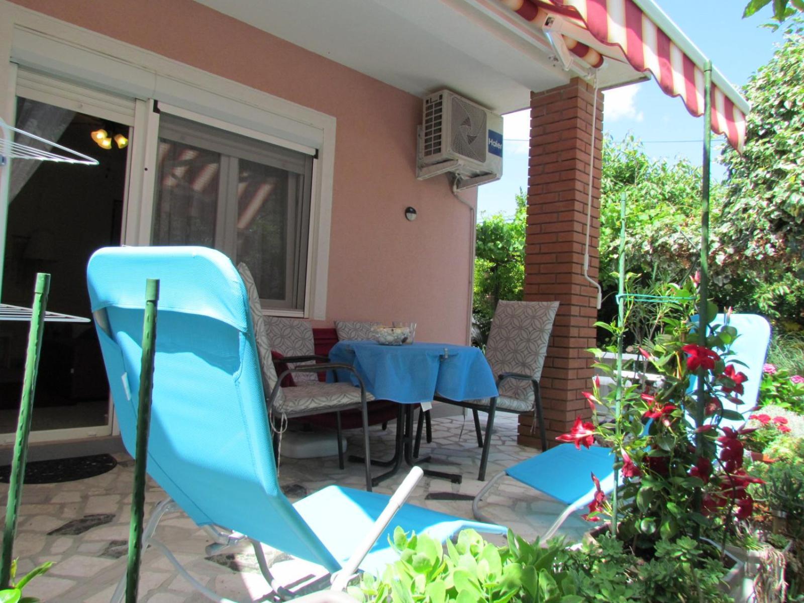 Apartments Bura & Jugo, Cres, Without Stress Ngoại thất bức ảnh