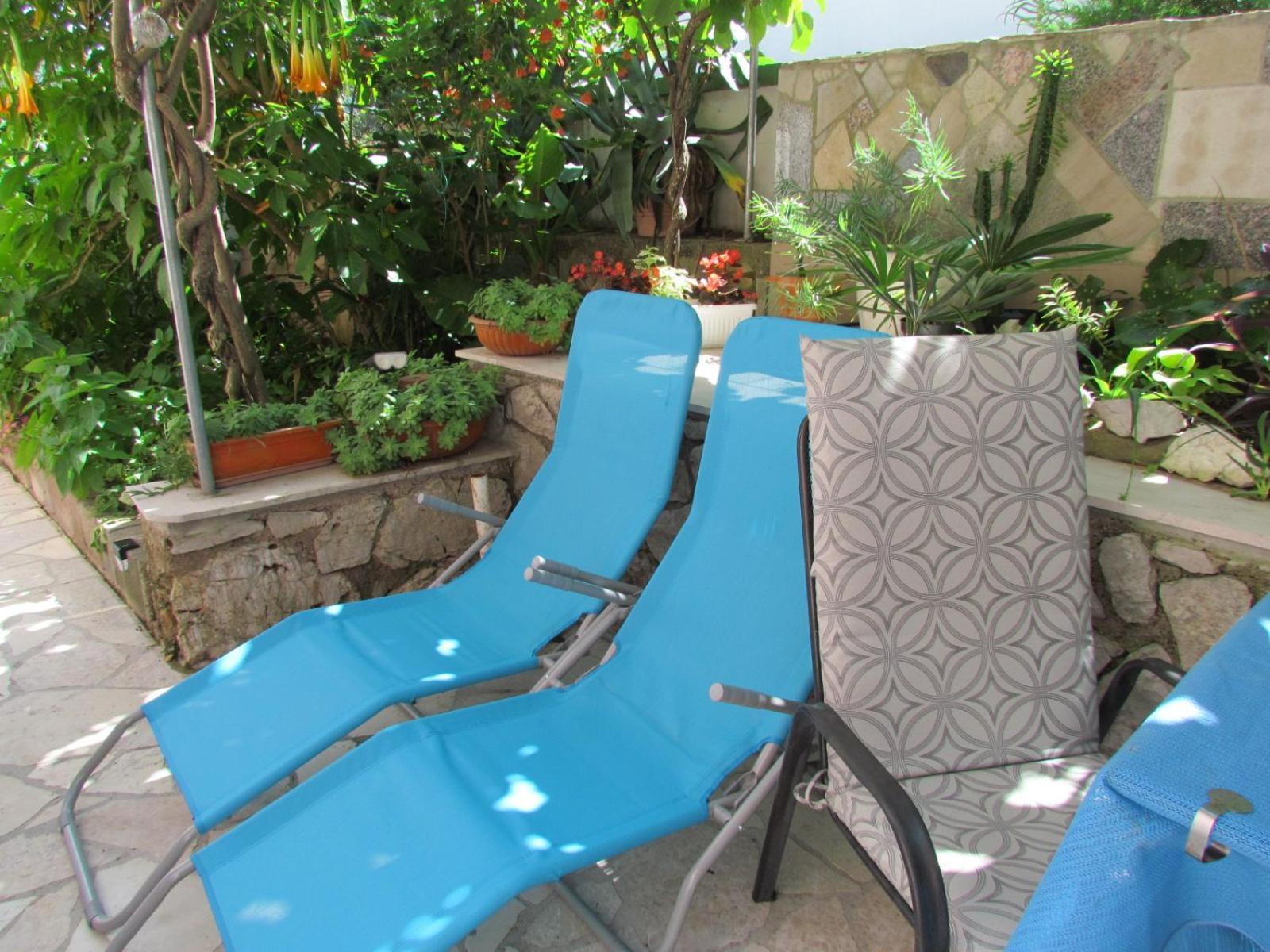 Apartments Bura & Jugo, Cres, Without Stress Ngoại thất bức ảnh
