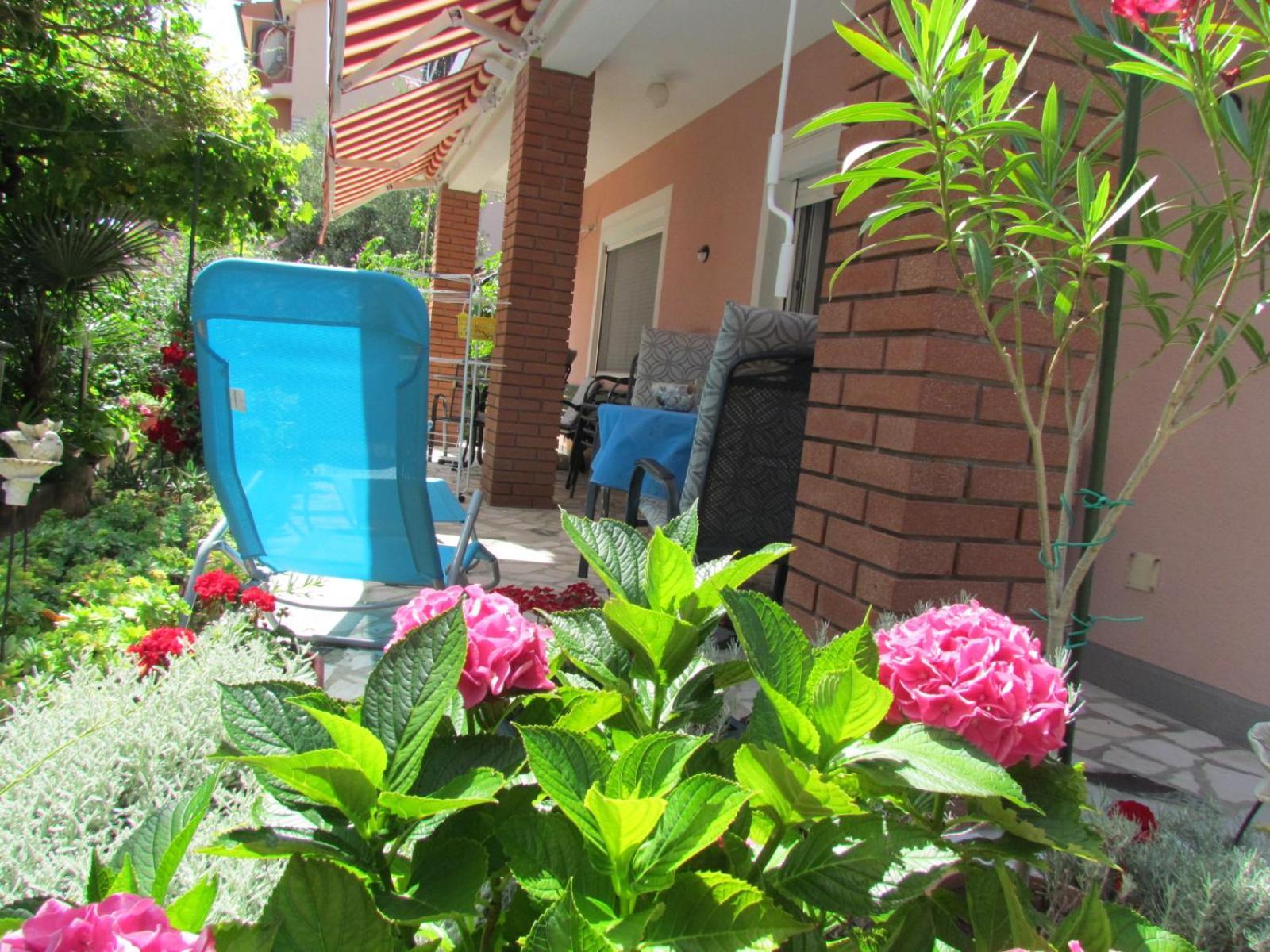 Apartments Bura & Jugo, Cres, Without Stress Ngoại thất bức ảnh