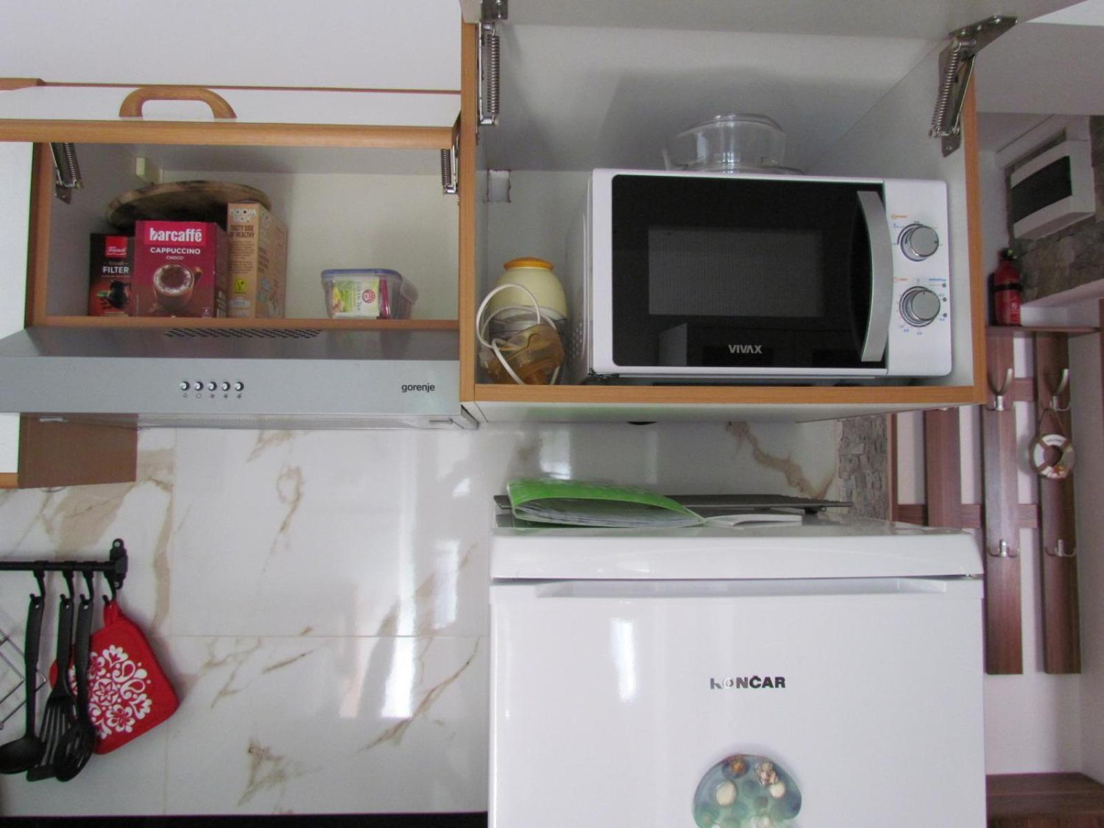 Apartments Bura & Jugo, Cres, Without Stress Ngoại thất bức ảnh