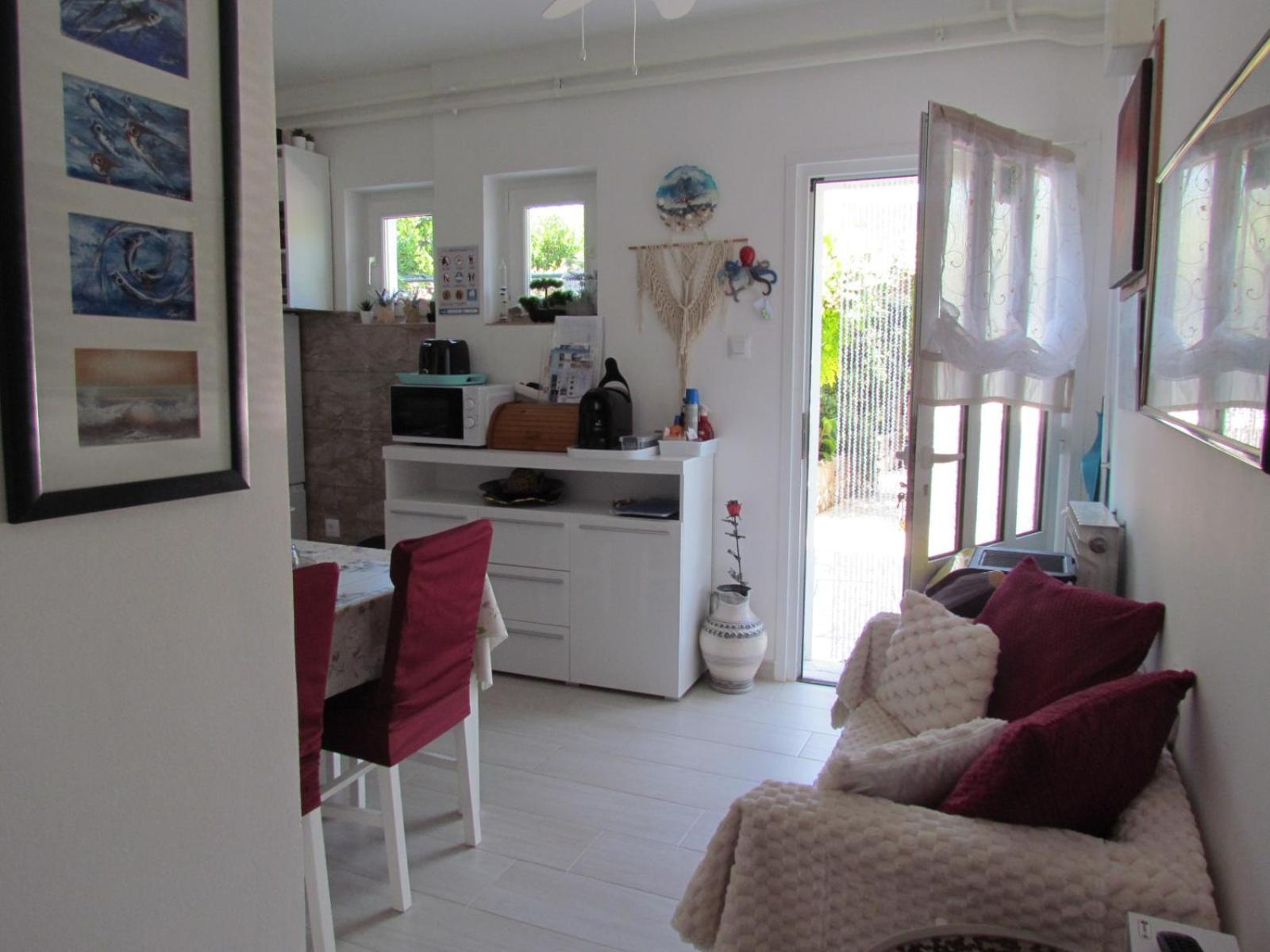 Apartments Bura & Jugo, Cres, Without Stress Ngoại thất bức ảnh