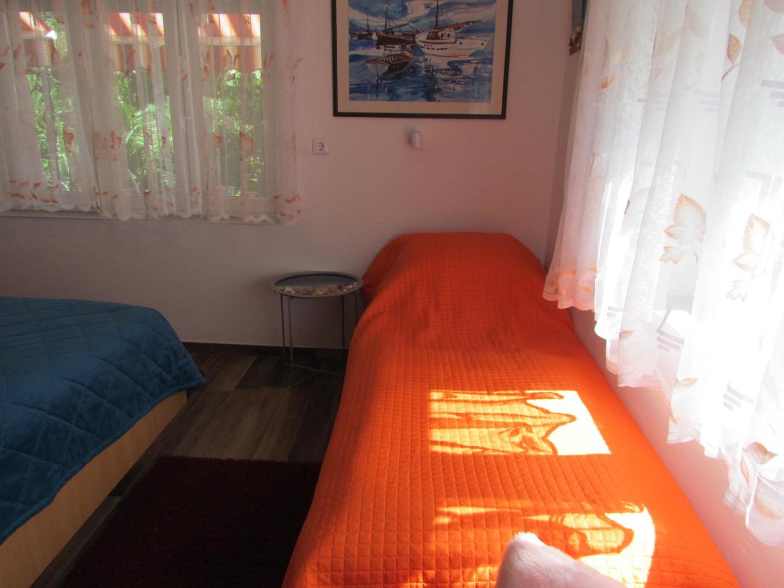 Apartments Bura & Jugo, Cres, Without Stress Ngoại thất bức ảnh